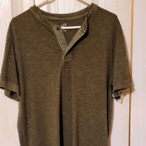 Men's Gap Shirt